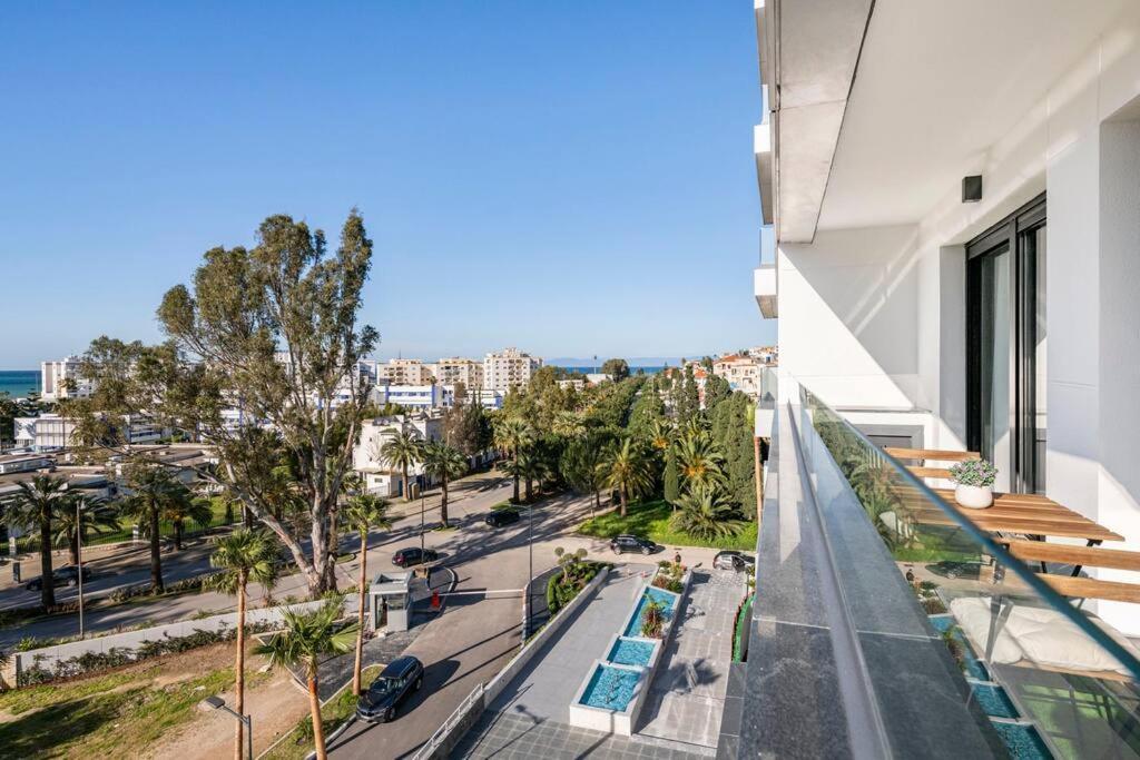 Superb & Sunny 2Br & 2Ba Apt. W/ Seaview, Malabata Tanger Extérieur photo